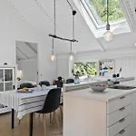 Holiday home Stunning In With Wifi *